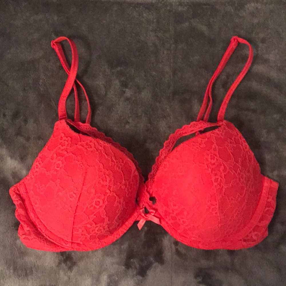 NWT VS bra